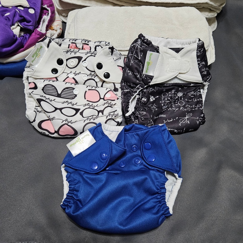 BumGenius Cloth Diaper Bundle 7 Covers and Inserts Blue Purple Math Print Snap - Picture 3 of 3